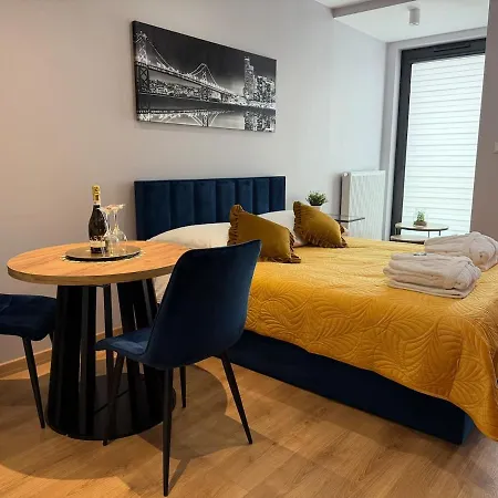 Apartament Krakow Paradise Rajska アパート クラクフ