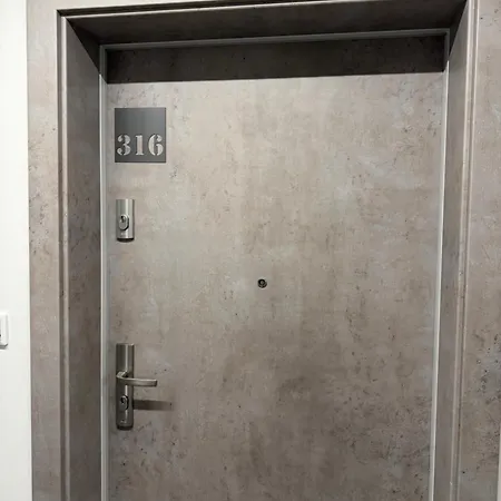 Apartament Krakow Paradise Rajska アパート クラクフ